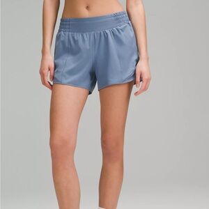 NWT Lululemon Hotty Hot HR Short 4”